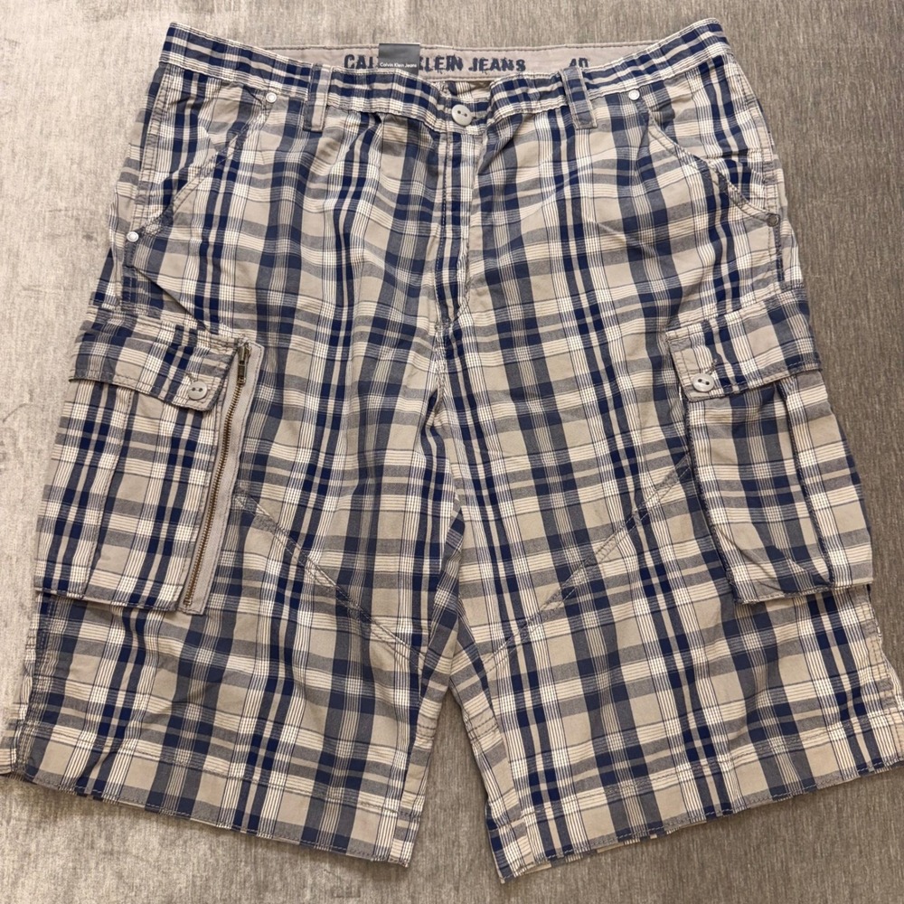 Calvin Klein Jeans Mens Plaid Cargo Shorts Blue Grey Size 40‎ NWT